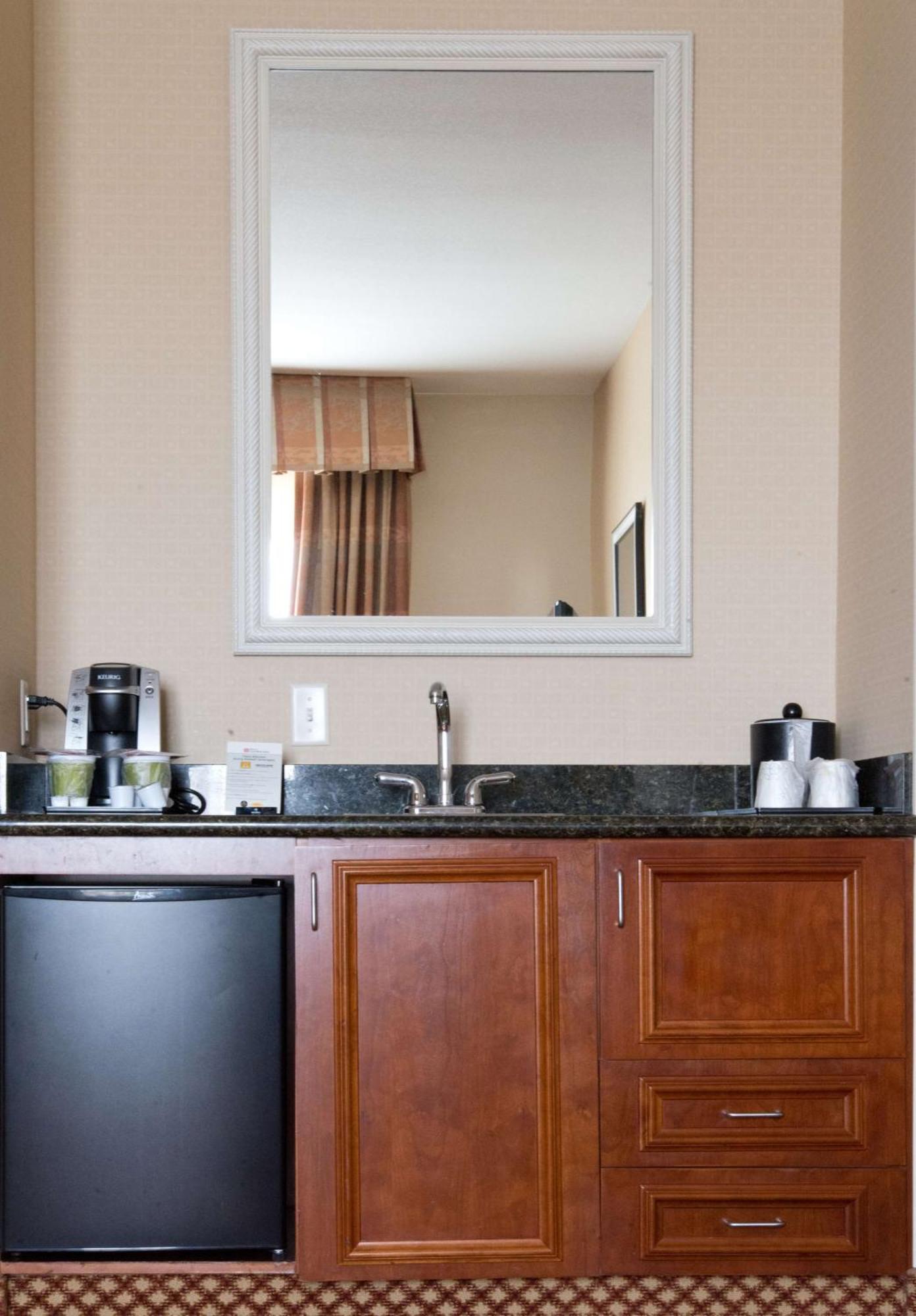 Hilton Garden Inn Laramie Bagian luar foto