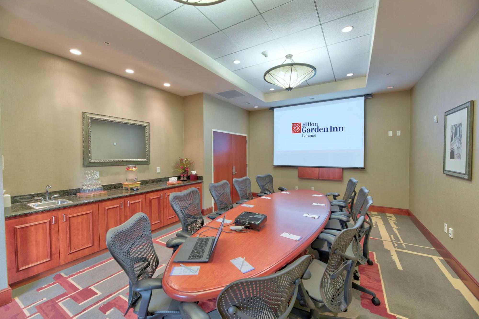 Hilton Garden Inn Laramie Bagian luar foto
