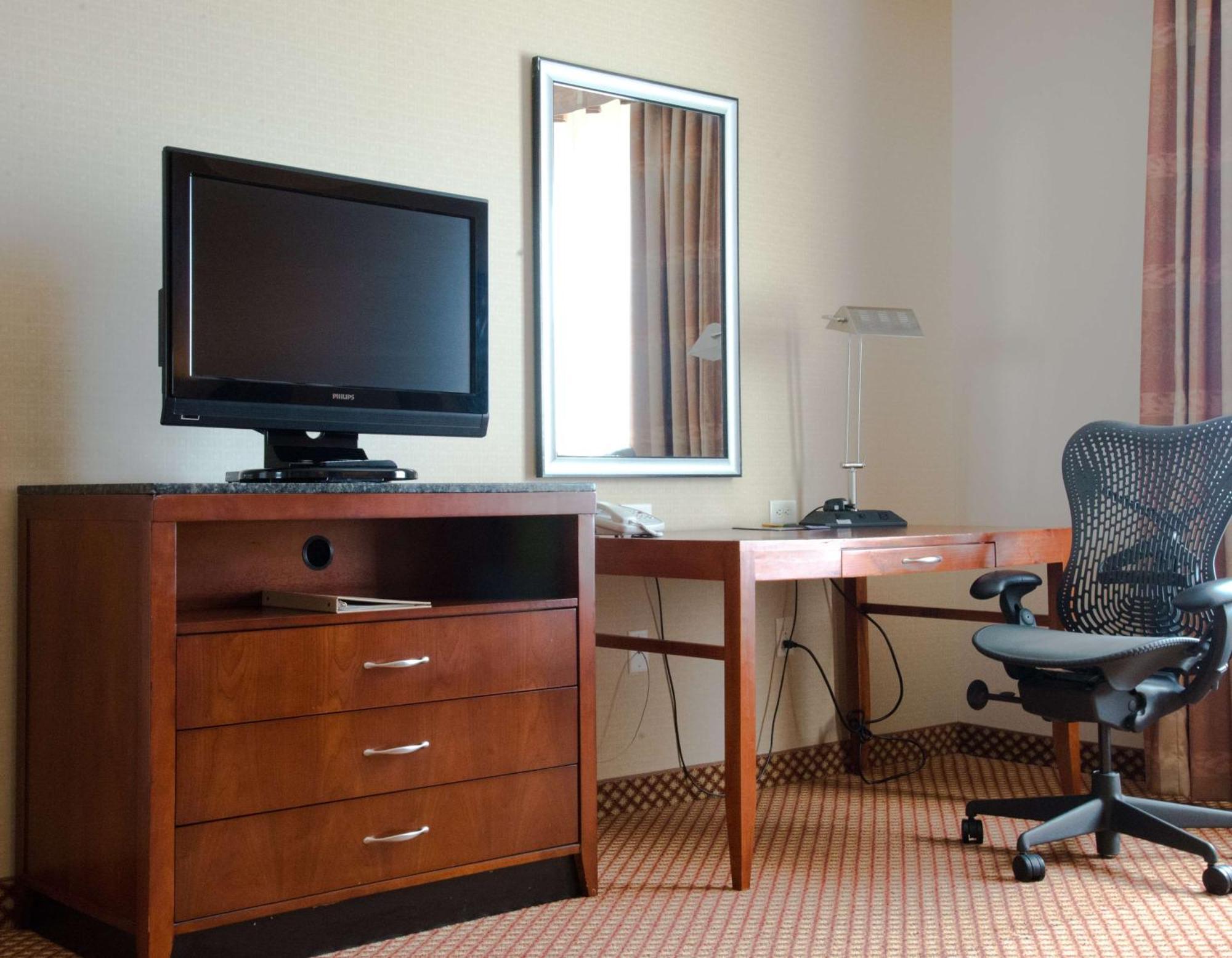 Hilton Garden Inn Laramie Bagian luar foto