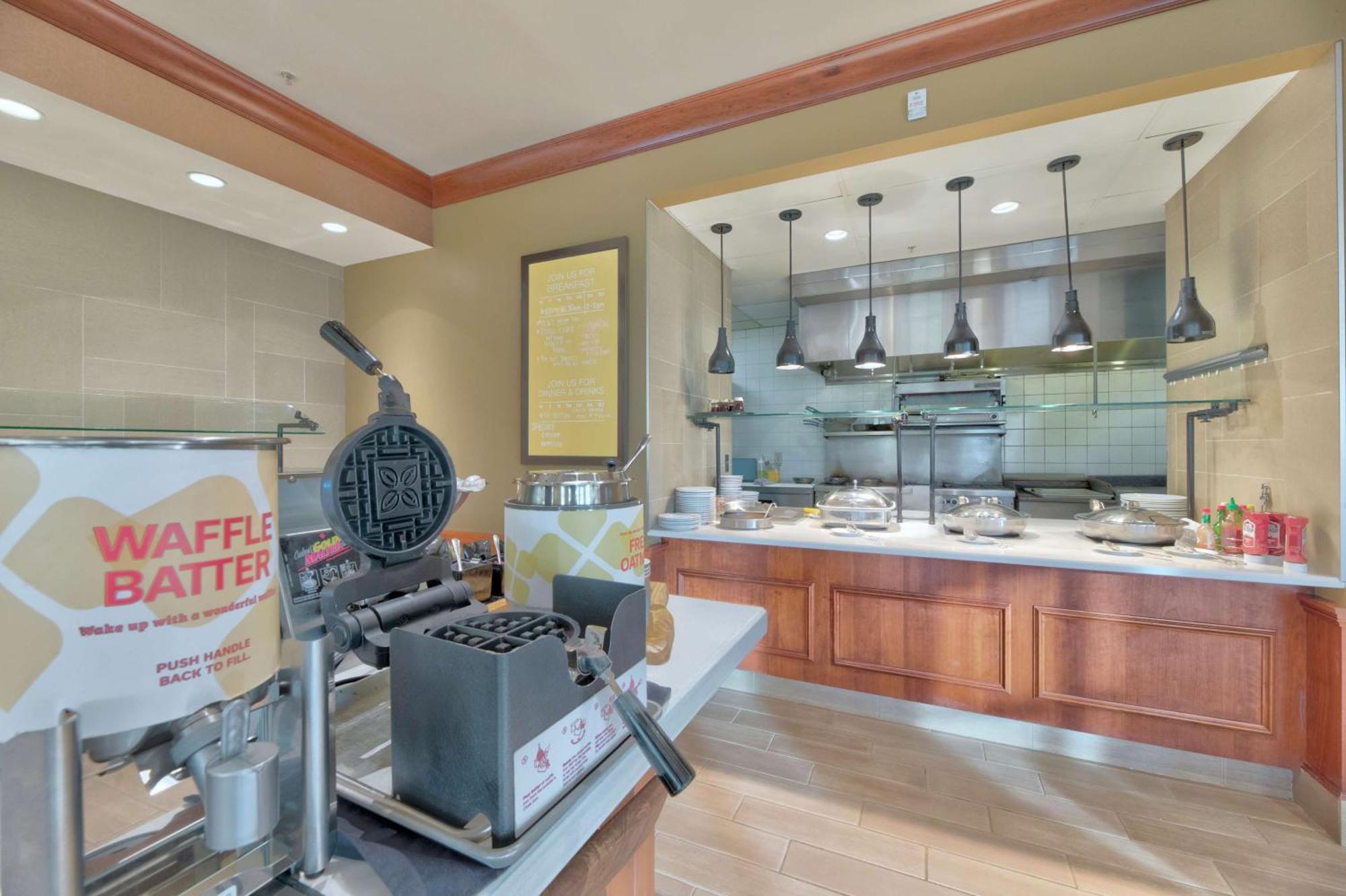 Hilton Garden Inn Laramie Bagian luar foto