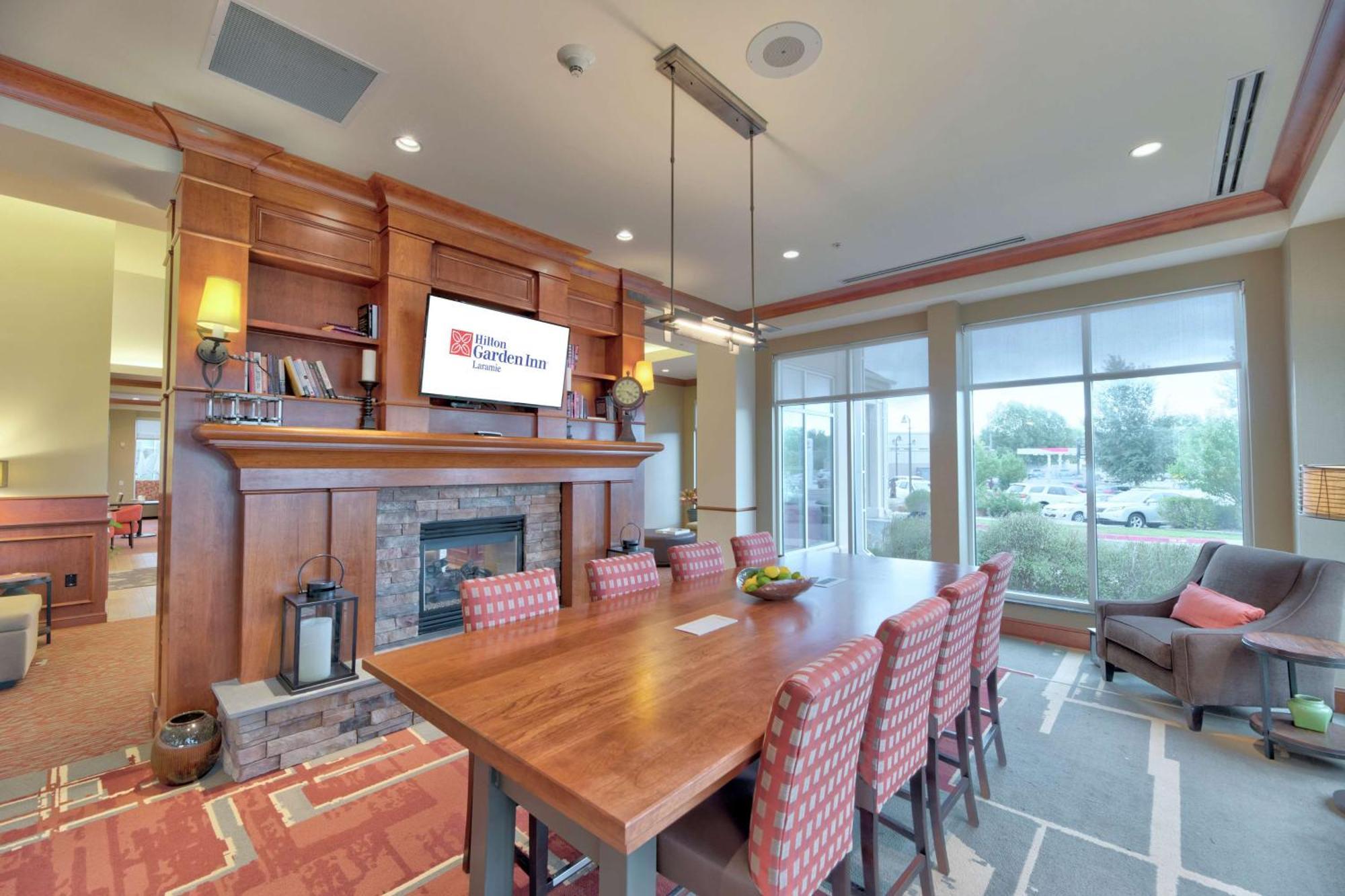 Hilton Garden Inn Laramie Bagian luar foto