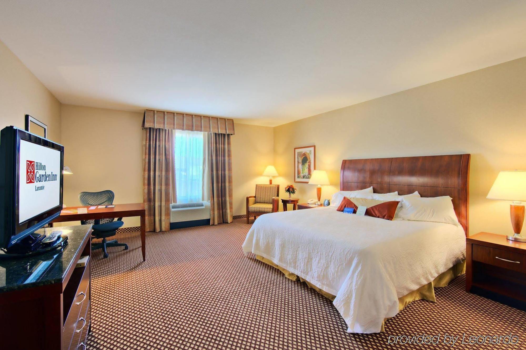 Hilton Garden Inn Laramie Ruang foto
