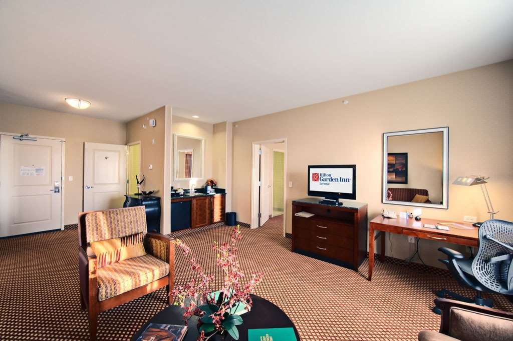 Hilton Garden Inn Laramie Ruang foto