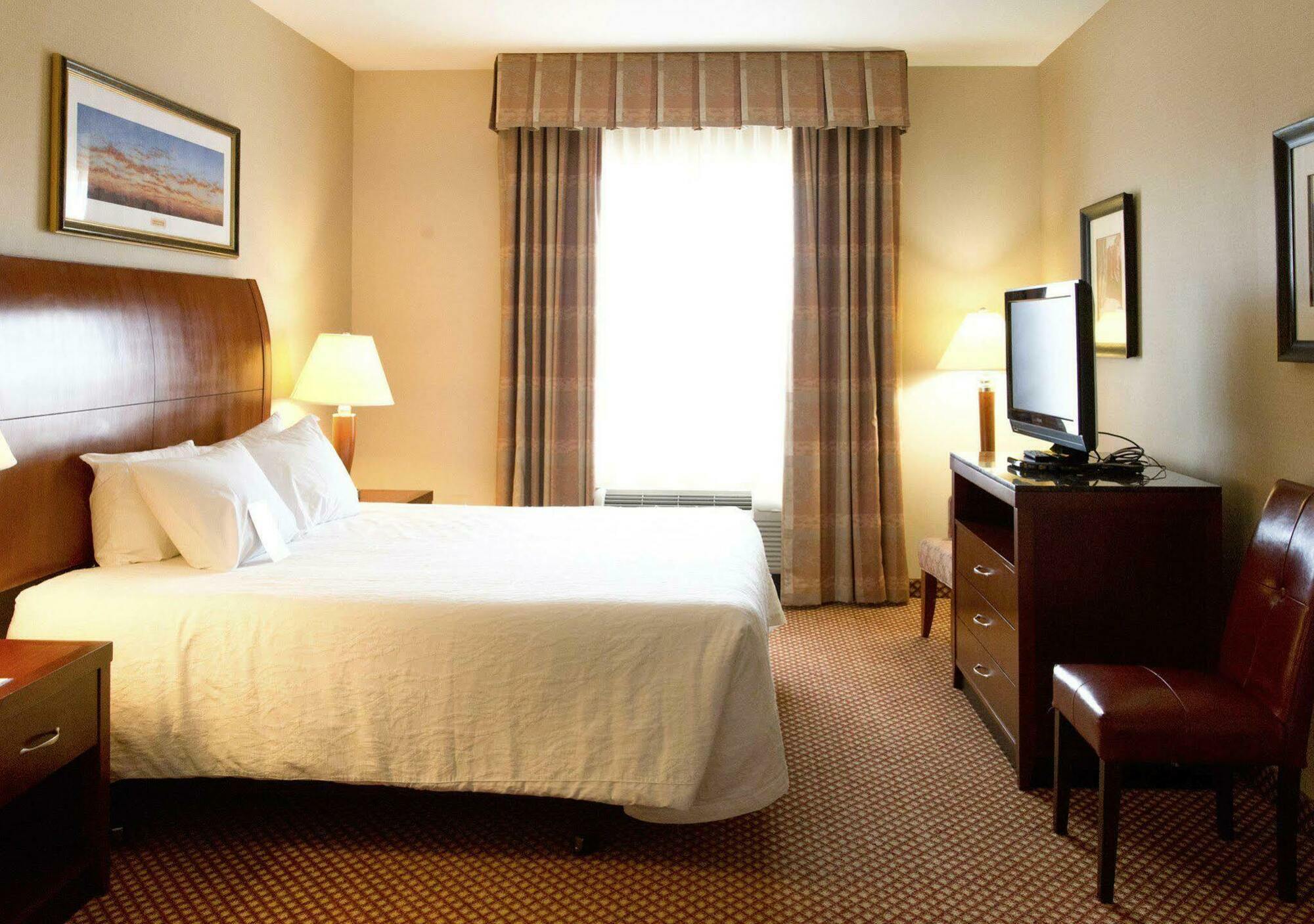 Hilton Garden Inn Laramie Bagian luar foto