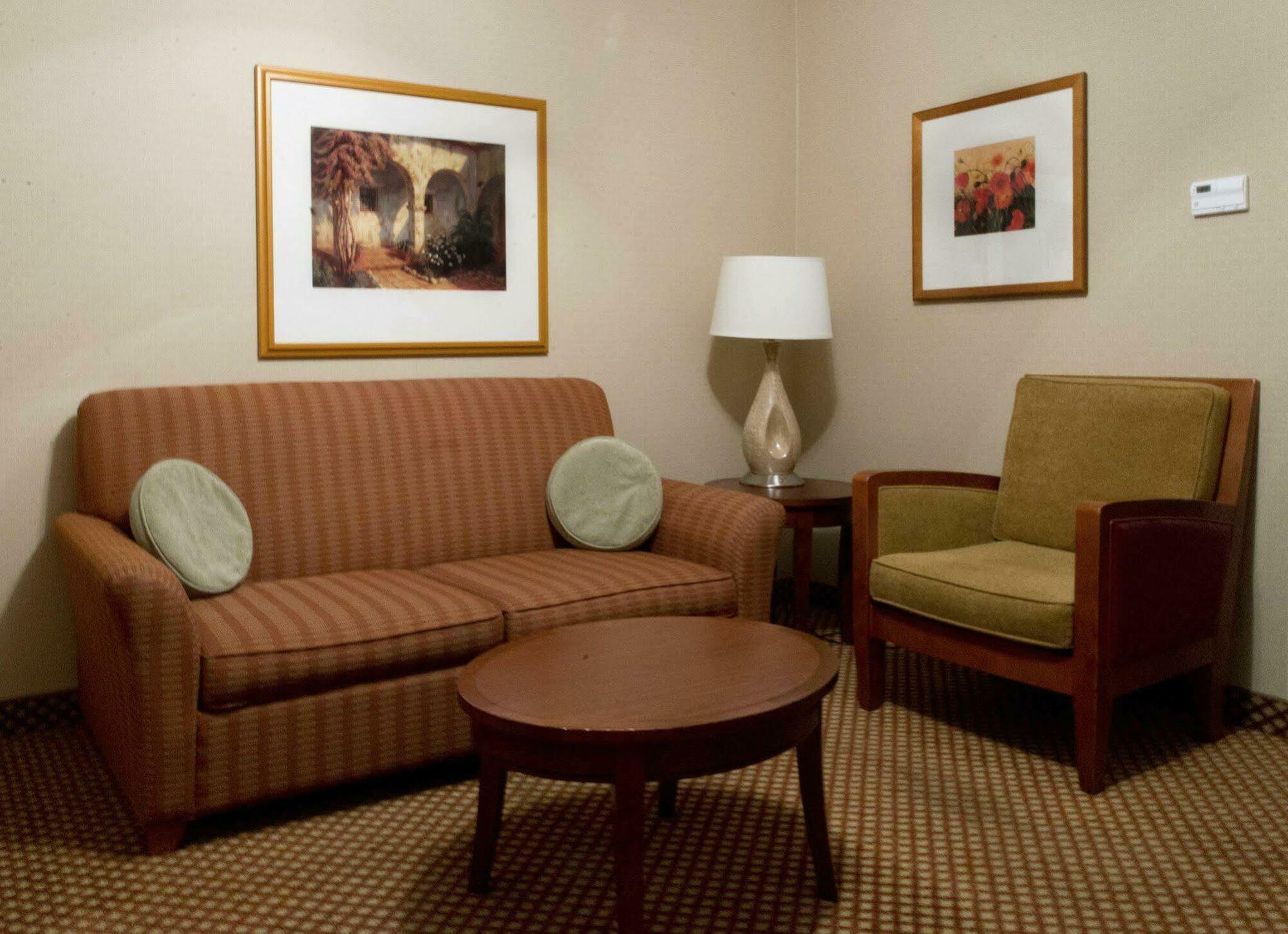 Hilton Garden Inn Laramie Bagian luar foto
